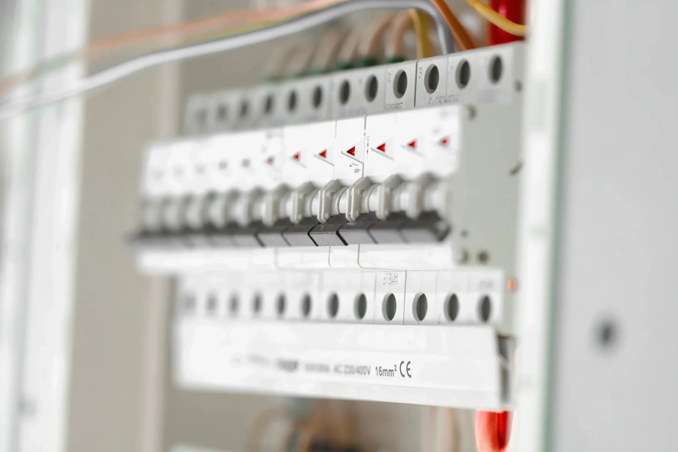 Electrical Panel Humming-circuit breakers